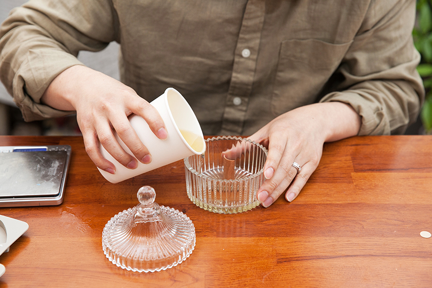 이번 한라 클래스는 캔들 공방에서 이뤄졌다. 저마다의 취향에 따라 소이 캔들, 왁스 타블렛, 디퓨저 중에서 아이템을 선택해 배우는 시간이었다.