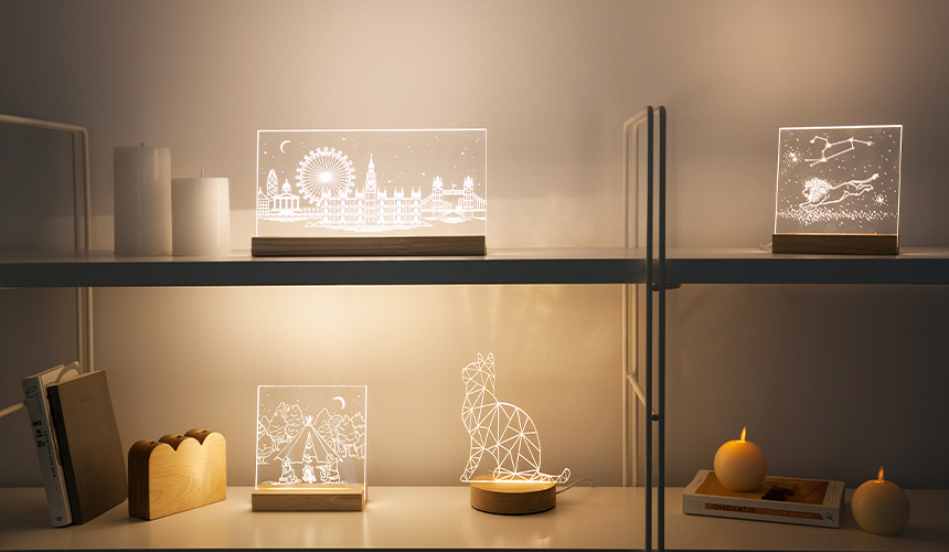 내가 머무는 공간마저 지루해졌다면 수작업의 묘미를 경험할 수 있는 아크릴 무드등 만들기를 추천! 마음을 따뜻하게 비추는 은은한 불빛이 낭만적인 밤을 선물한다.