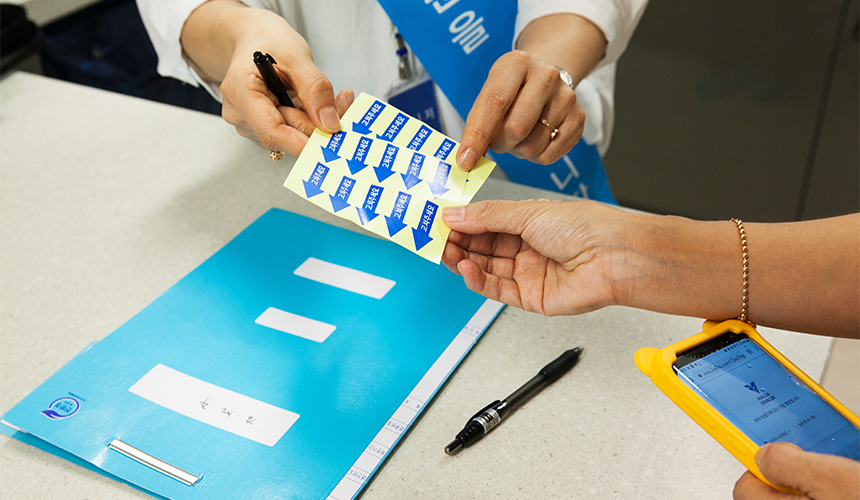 지난 9월 5~6일 이틀간 경상남도 김해에 위치한 김해 한라비발디 센트럴파크에서 입주자 사전점검 행사가 열렸다. 이번 행사는 한라가 개발한 모바일 하자관리 시스템을 사전점검에 적용한 첫 사례라 의미가 크다.