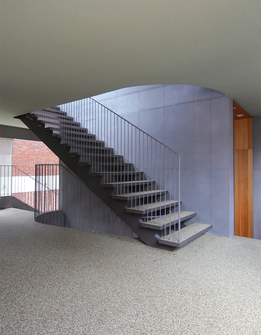 ‘써드플레이스’라는 신개념 공동주택 브랜드를 통해 실험을 이어가는 그를 만나 공간과 관계의 연관성에 대해 물었다. “집이 달라지면 행복해지나요?”