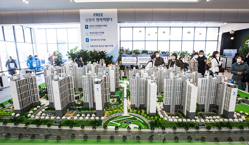 수려한 자연 환경과 편리한 교통 여건,다양한 생활 인프라까지 모든 여건을 고루 갖춘 최적의 아파트를 찾고 있다면 지금 바로 양평역 한라비발디에 주목할 때